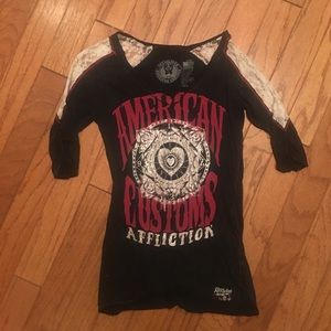 Affliction fitted 3/4 sleeve top from the Buckle