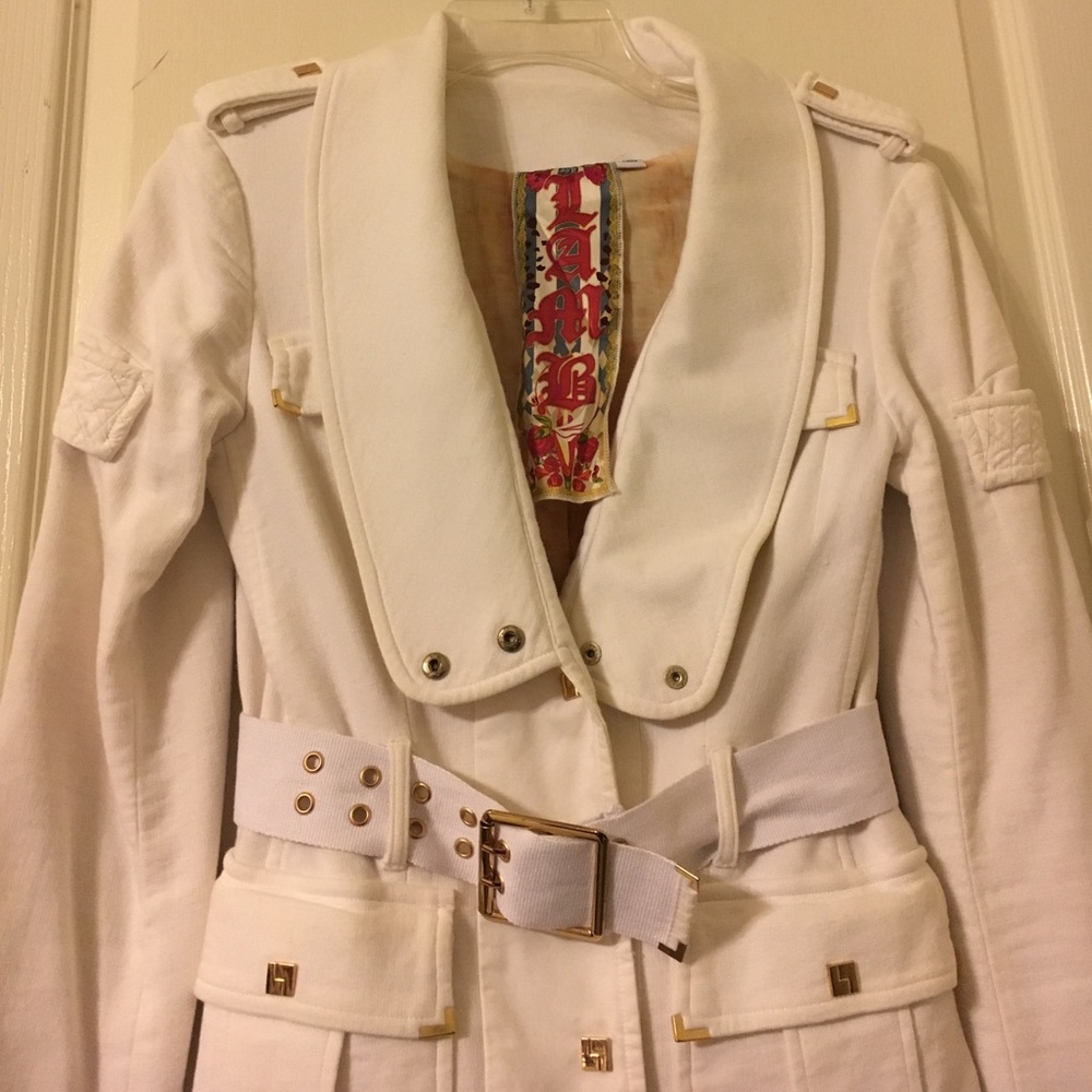 L A M B WHITE BLASER/COAT XS/S