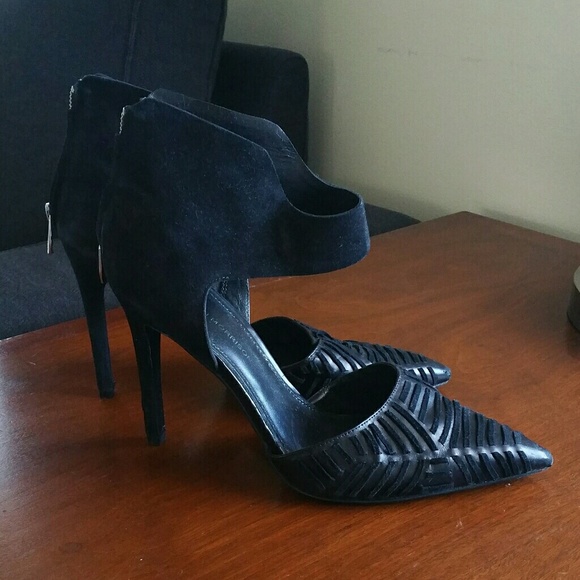 Sigerson Morrison 10 Black Suede Woven Heels - Picture 2 of 4