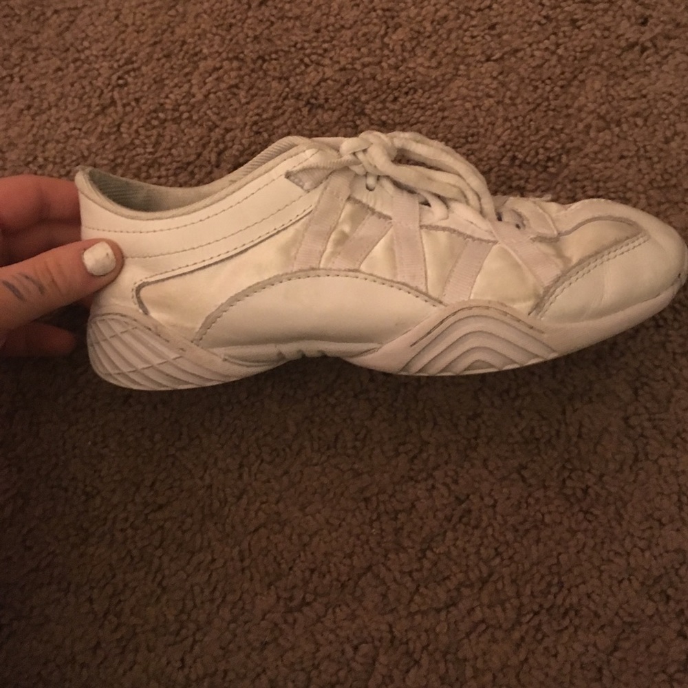 Nifinity cheer competition shoes