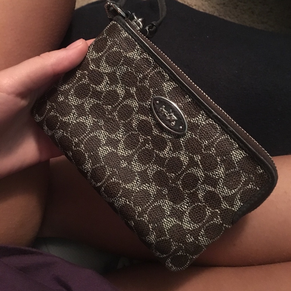 Coach Wristlet! Perfect condition❤️
