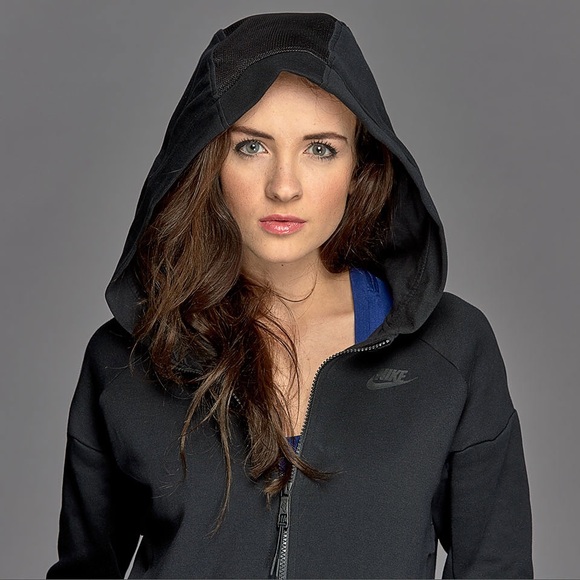 New Nike Tech Fleece Mesh Cocoon Jacket - Picture 3 of 8