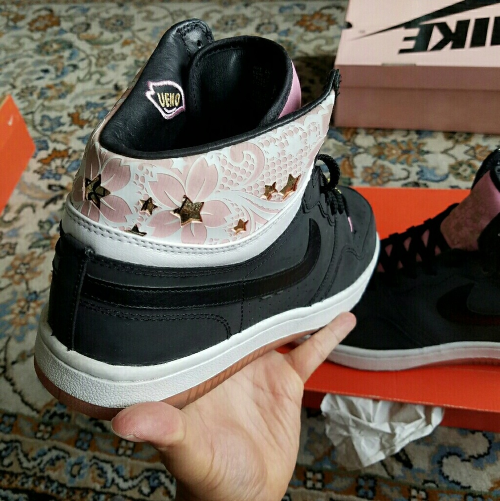 SOLD Nike Court Force High Sakura