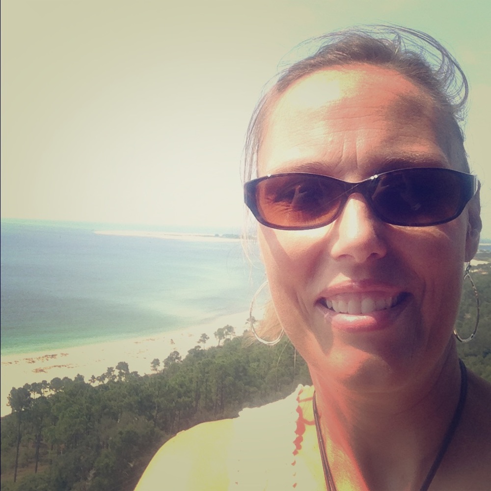 Meet your Posher, Brenda