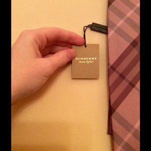 NWT Burberry Tie