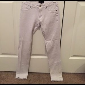 High waisted skinny white stretchy jeans!