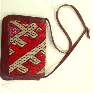 Vintage leather cross body  w/woven pattern