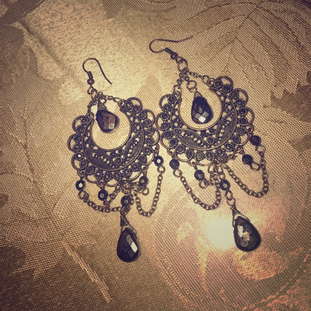 Vintage Earrings Bronze Tone