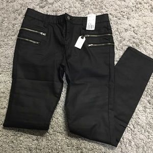 Brand new Forever21 black jeans