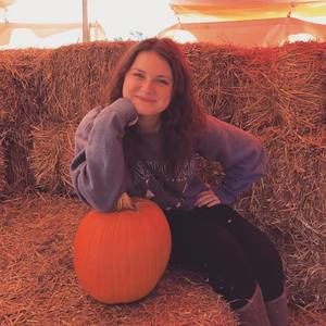 Meet your Posher, Desiree