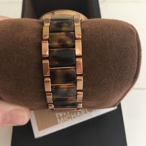?Michael Kors watch?