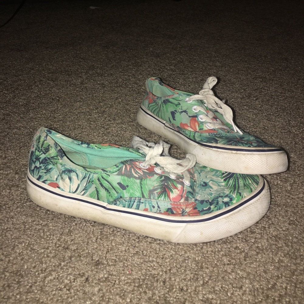 Airwalk Shoes 7.5