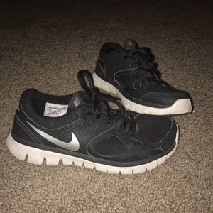 Nike Running Shoes 7.5