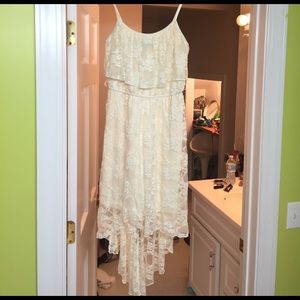 White lace hi-low dress