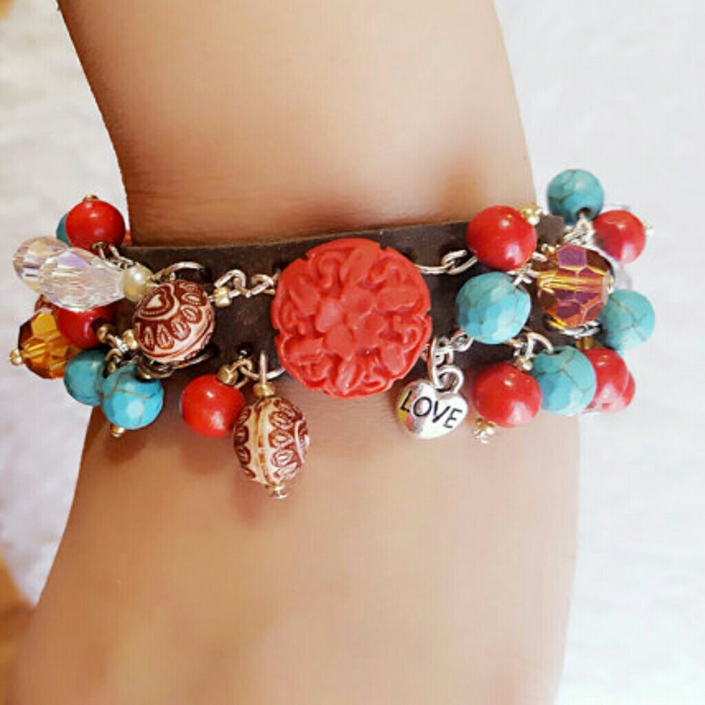 Beaded leather Cuff Bracelet, Boho, Puti