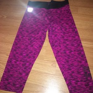 Extreme crop yoga pants
