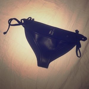 Triangl Black Swim Bottoms XS