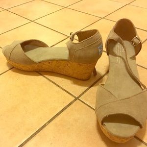 Toms cork wedges - size 9 - never worn