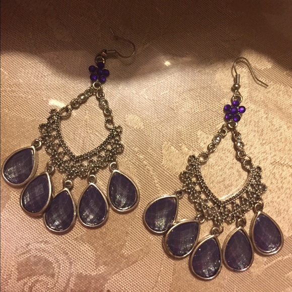 Purple With Silver Pebbles Earrings. - Picture 2 of 3