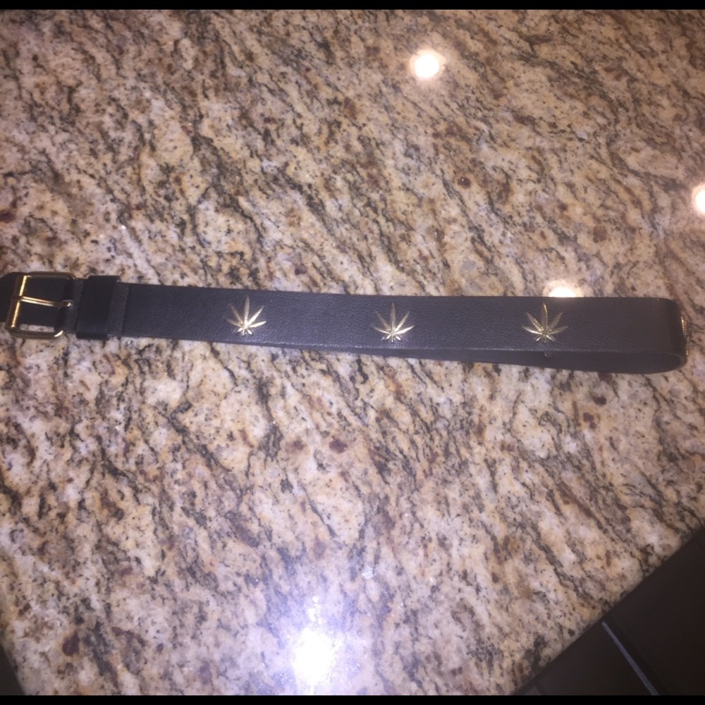 Weed belt