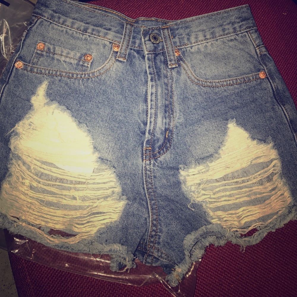 NWT high waisted Jean shorts