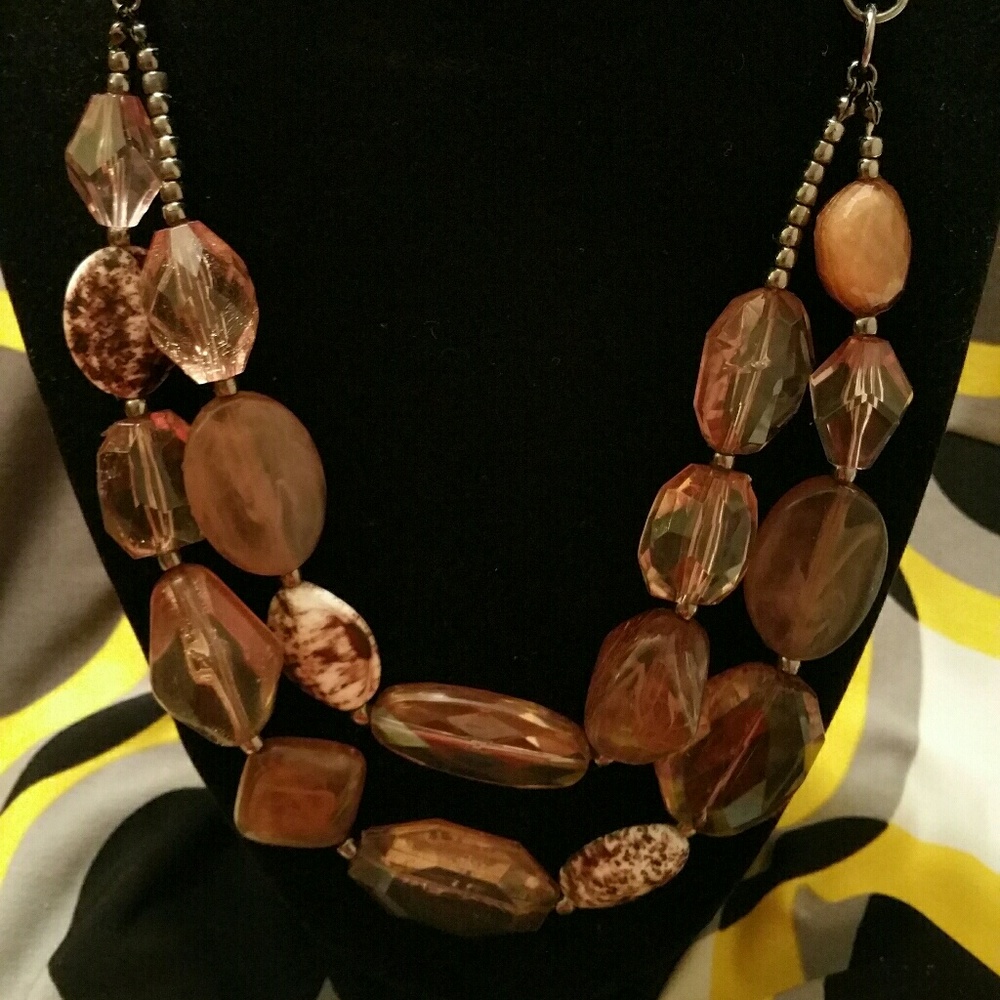 Beaded chunky choker necklace