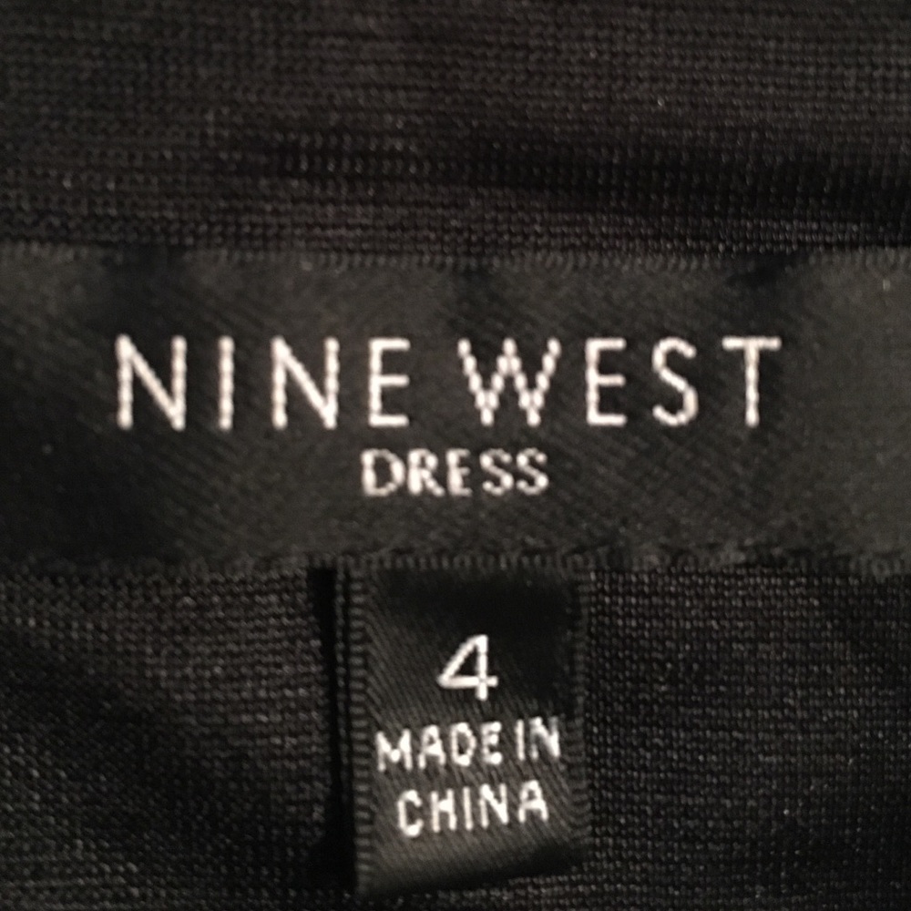 Nine West Sleeveless Sheath Dress - Size 4 - Picture 3 of 3