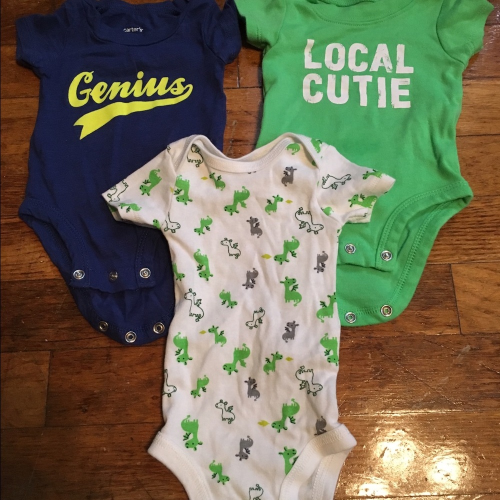 3 carter's onesies