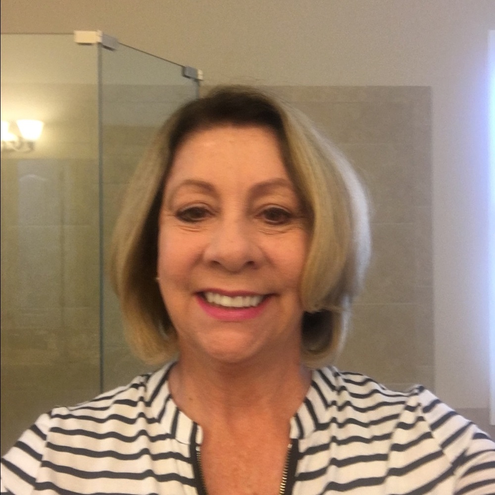 Meet your Posher, Gina