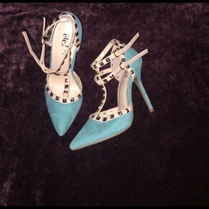 Blue heels !