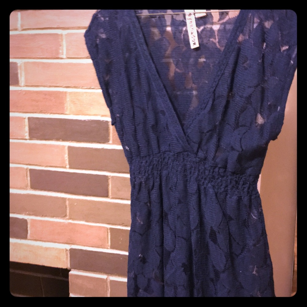 Navy Eyeshadow top