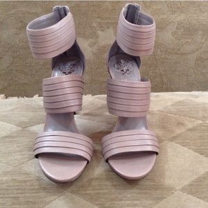 Vince Camuto