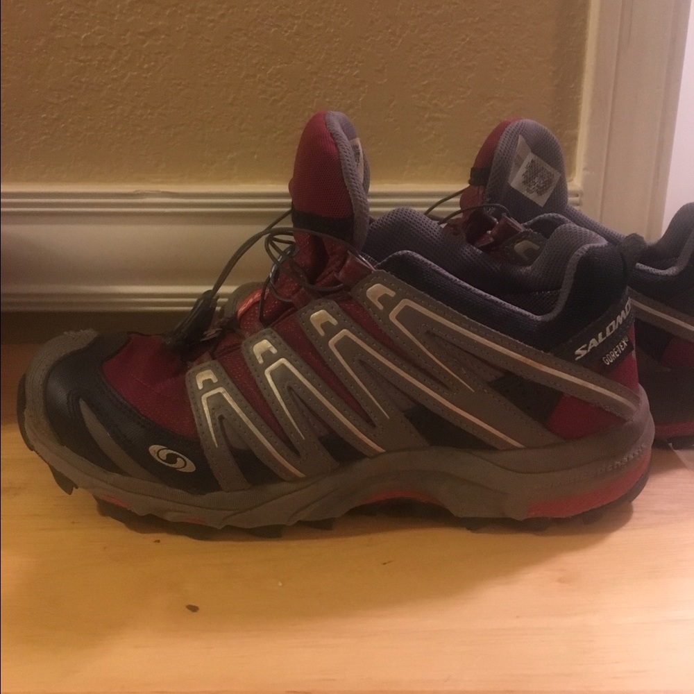 Saloman Women's Hiking Boots