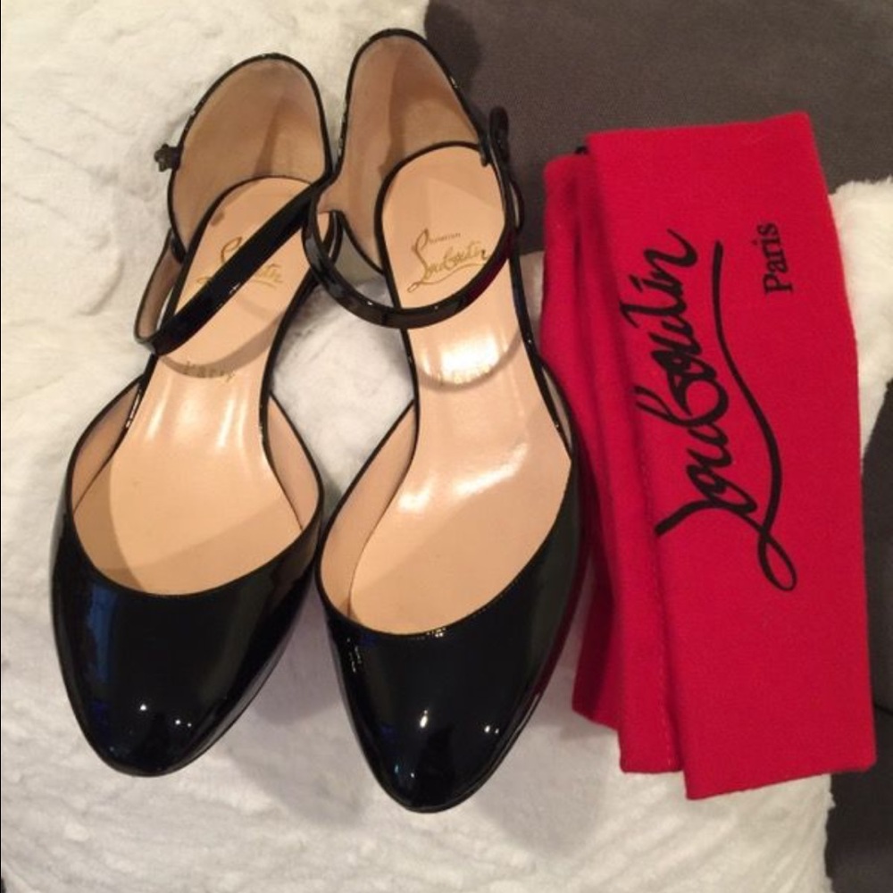 Christian Louboutin  kitten heels