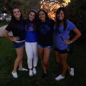 Meet your Posher, Abby