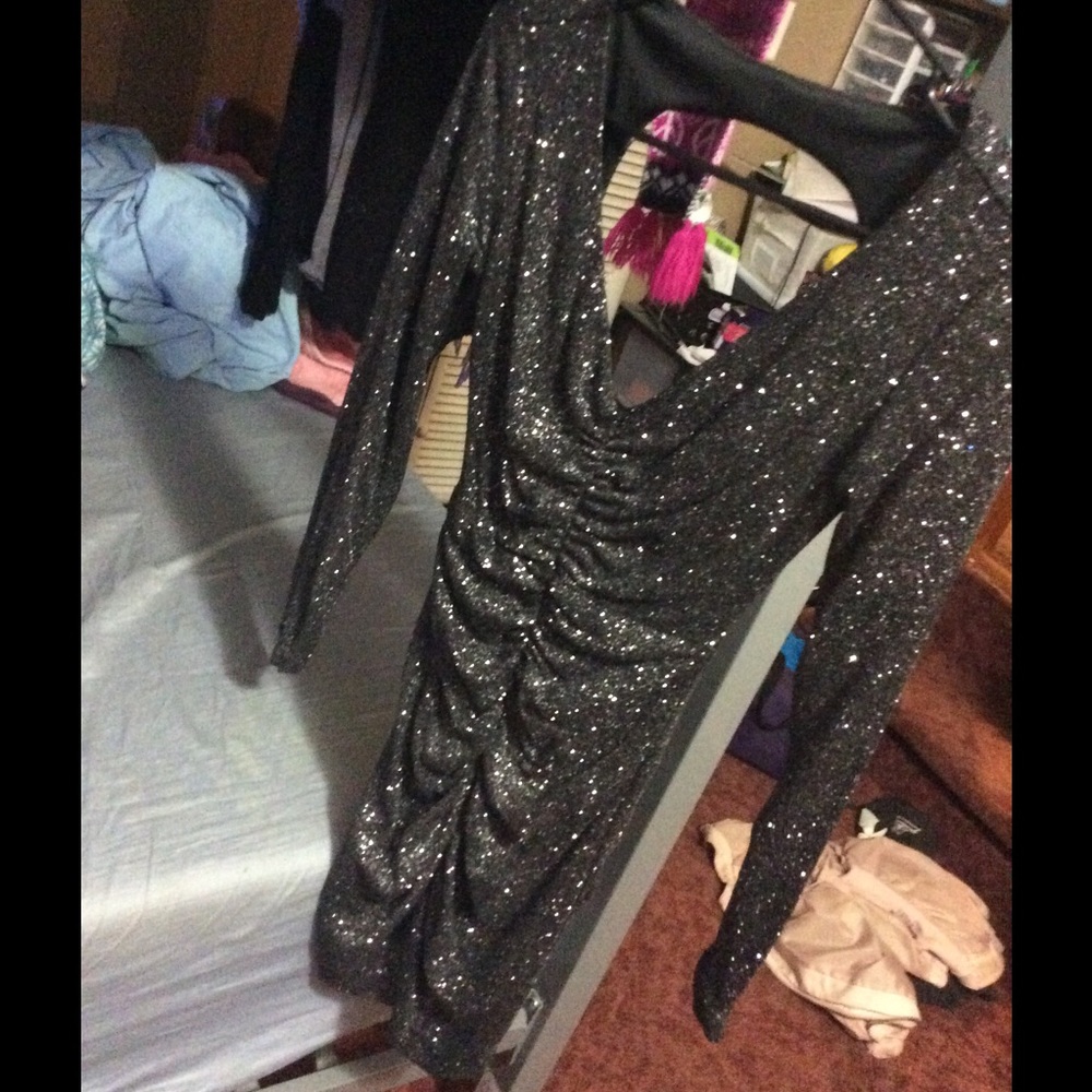 Body Con sparkly Grey dress