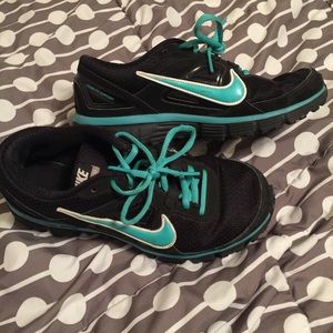 Black and teal Nike sneakers