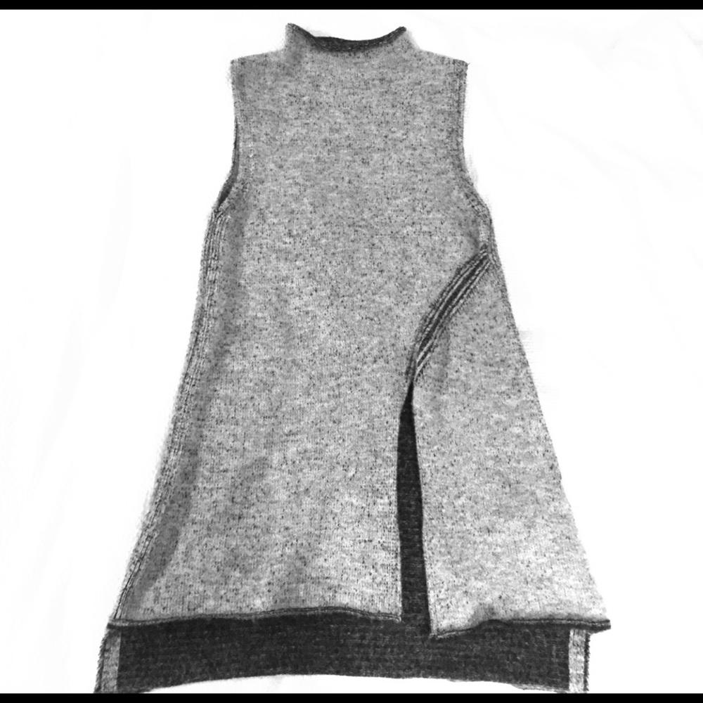 Zara Gray Knit Vest (size M)