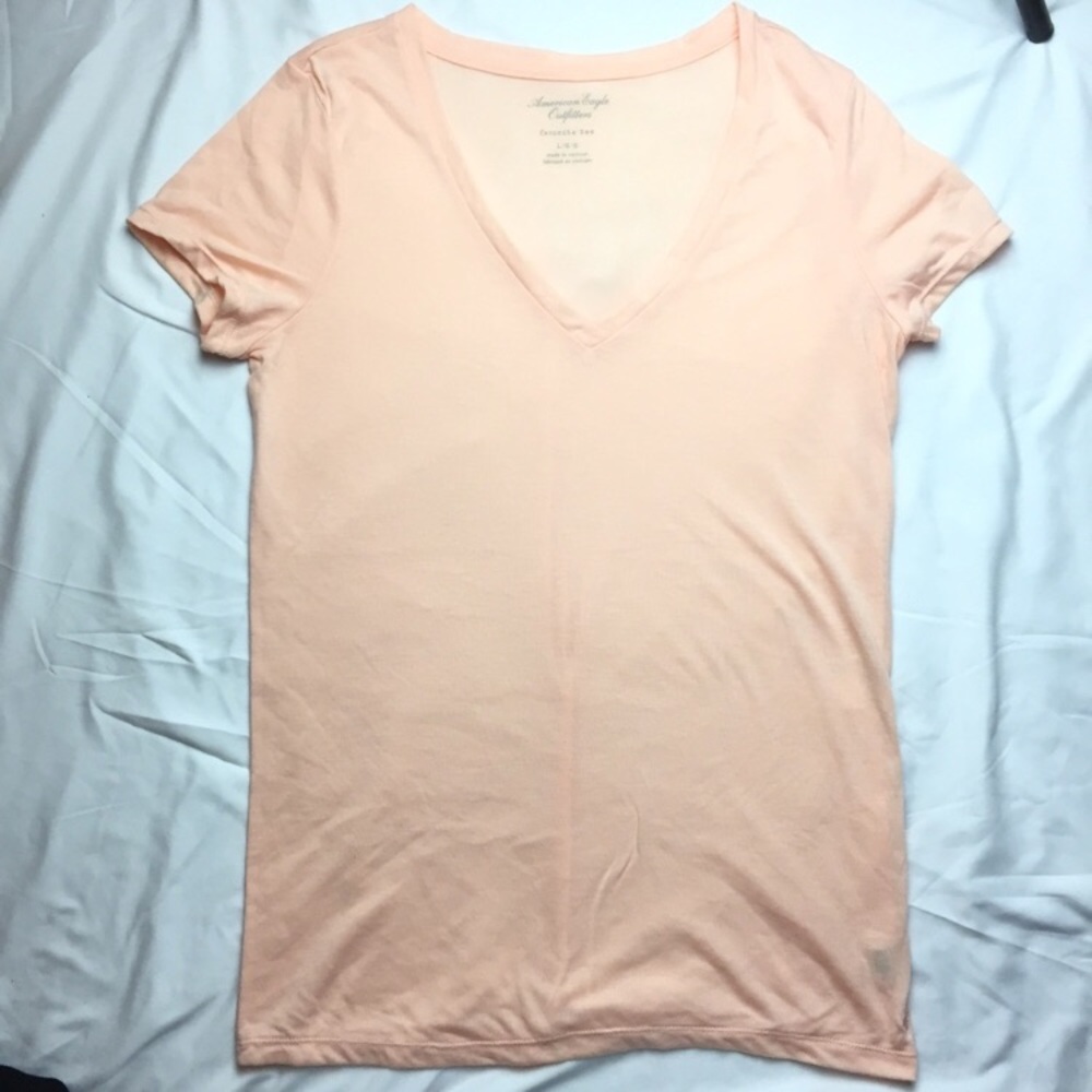 American Eagle Outfitters V Neck Tee