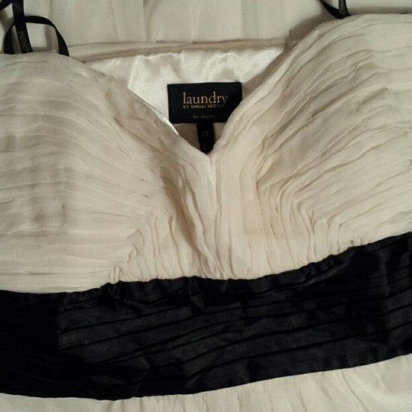 New evening gown - Picture 3 of 4