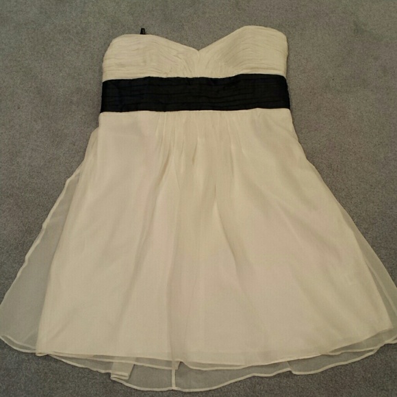 New evening gown - Picture 4 of 4