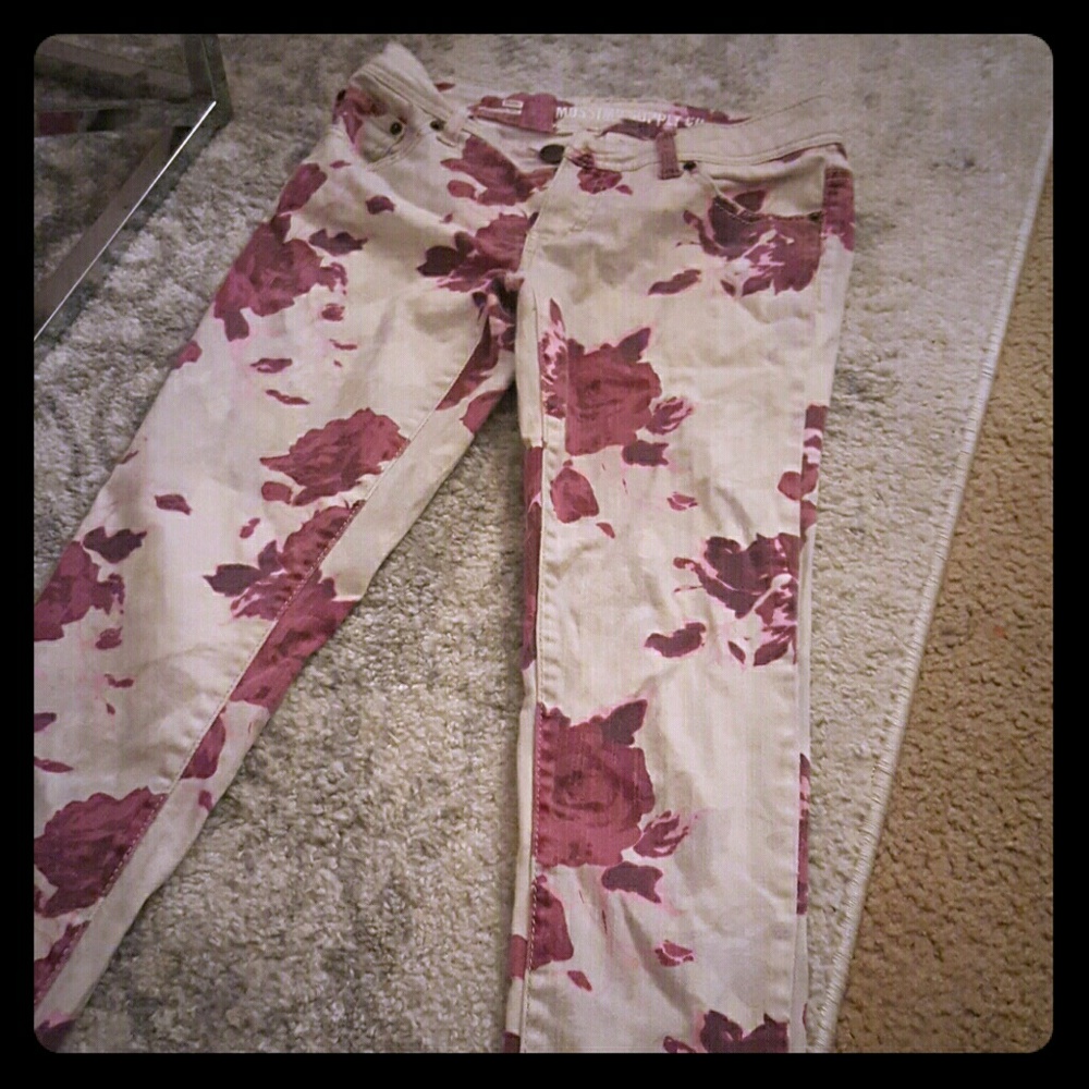 Awesome rose print pants