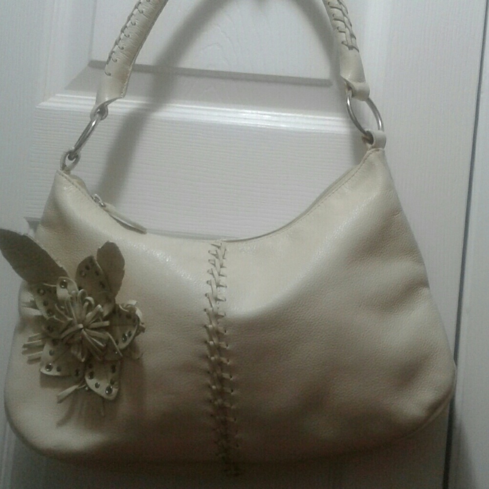 Wilson leather flower purse