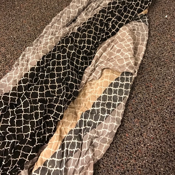 Halogen scarf - Picture 2 of 4