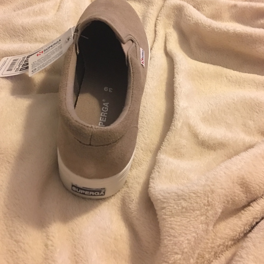 Brand new never worn supergas - Picture 3 of 4