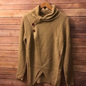 Funnel neck sweater