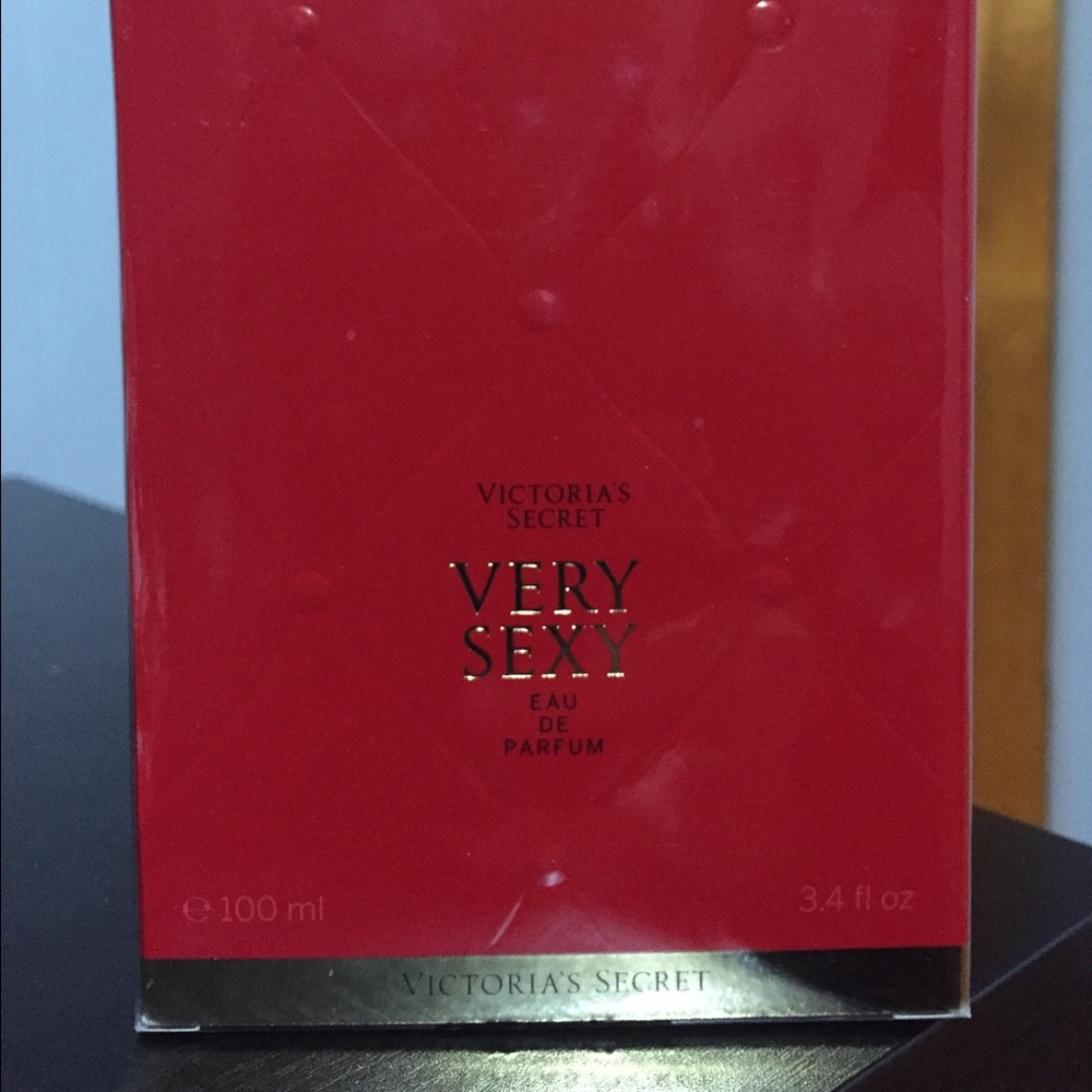Very Sexy perfum from Victoria secret