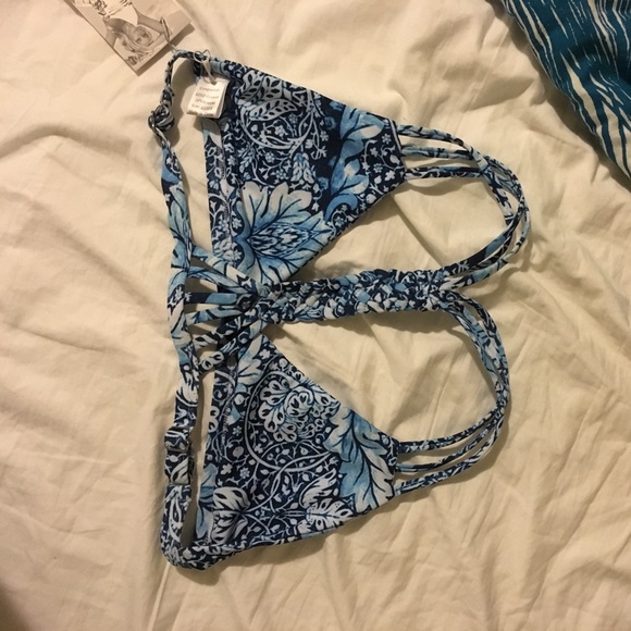 Sheridyn Fisher Swimwear - Bikini Top - Picture 2 of 2