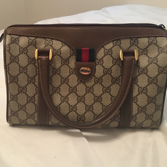 Authentic Gucci handbag - Picture 1 of 8
