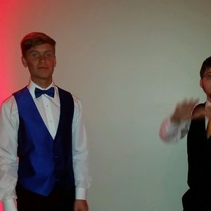 Meet your Posher, Adam